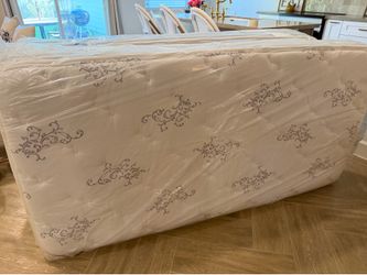 Serta Twin Mattress (1)