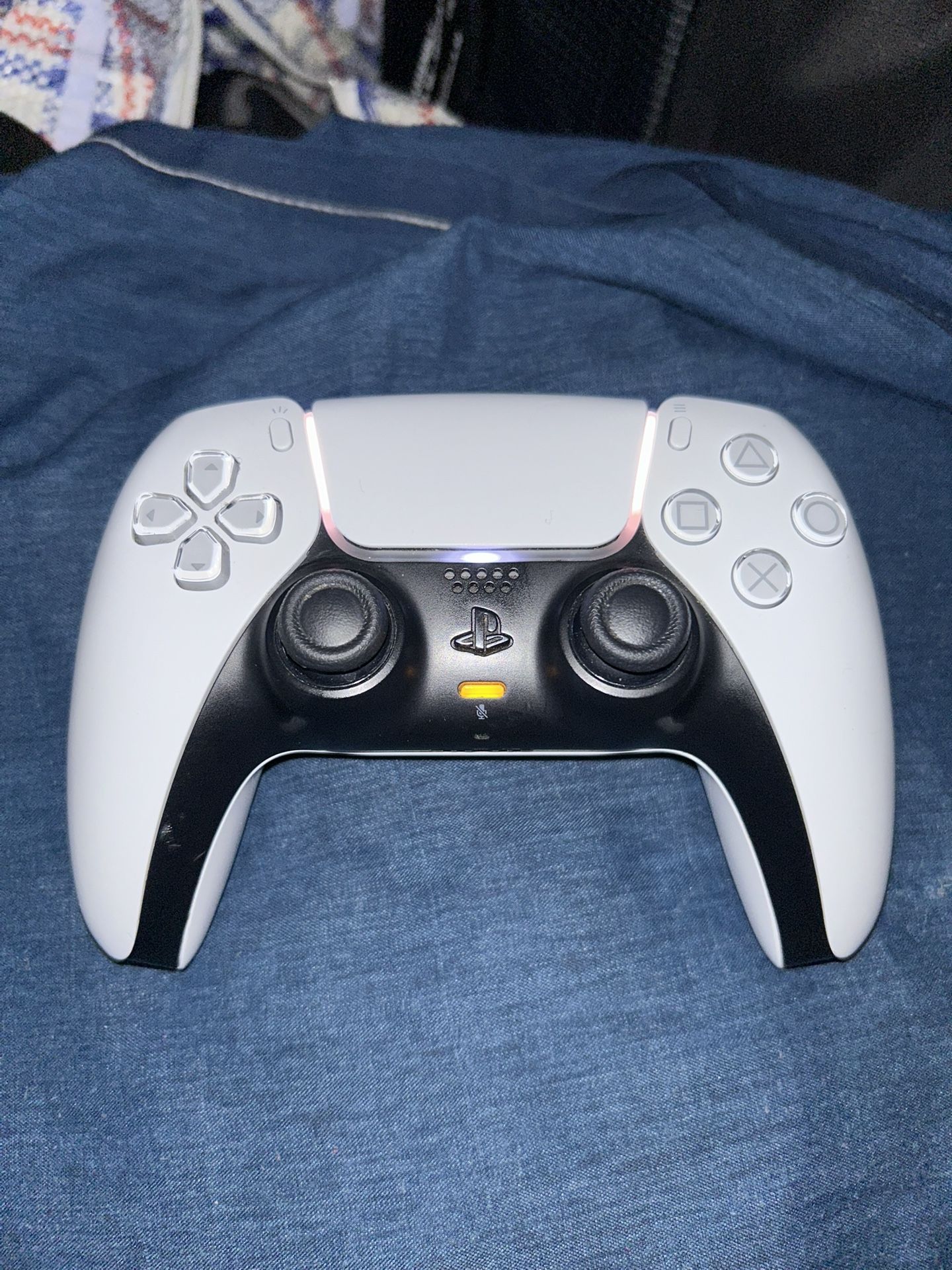 PS5 CONTROLLER