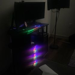 1080 PC gaming Set Up 2 Monitors 