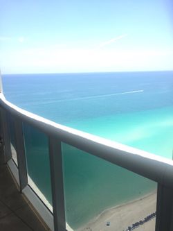 3/2 on the beach!!!!, ocean front!!!