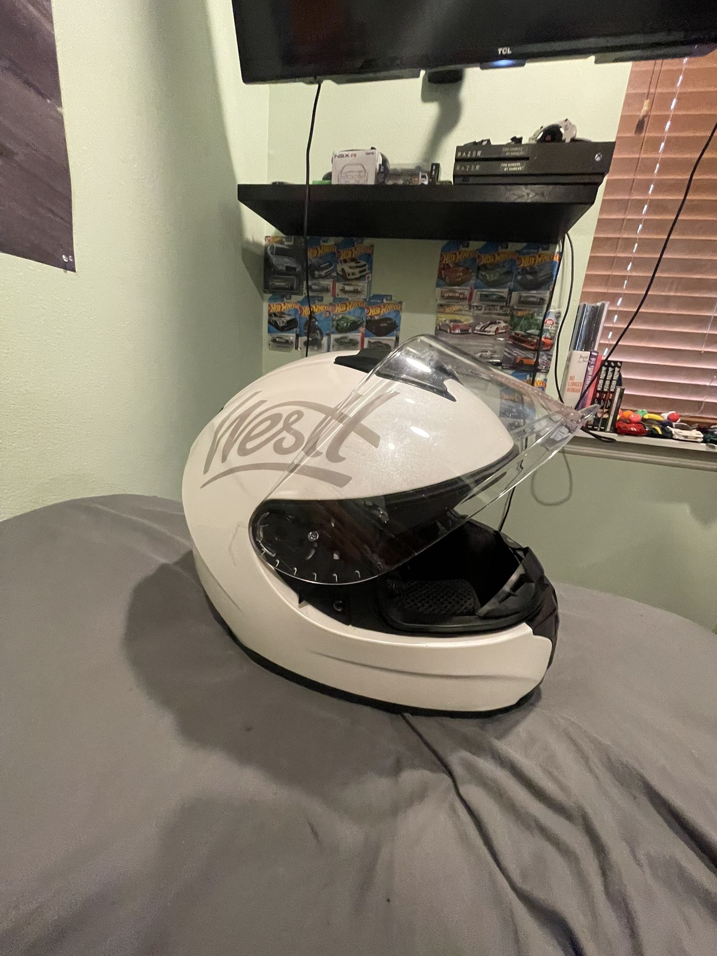 West Motocycle Helmet