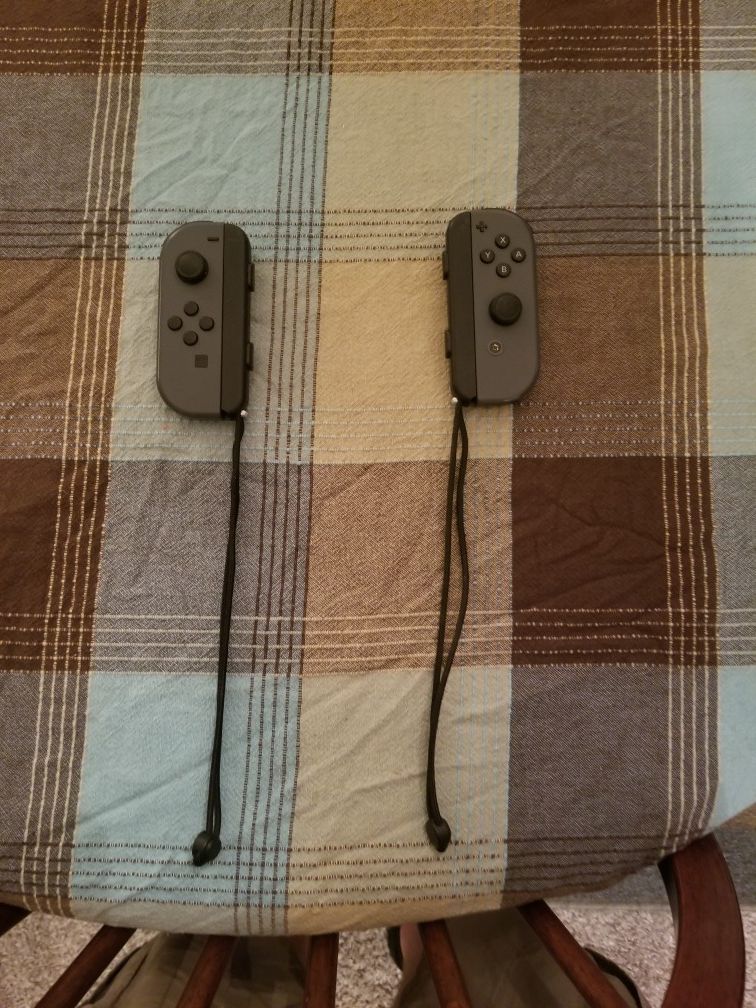 Nintendo switch joy con controllers