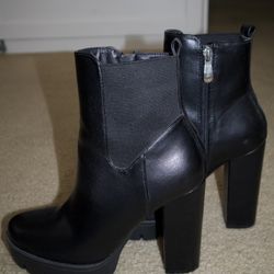 Black Leather High Heel Boots 🖤