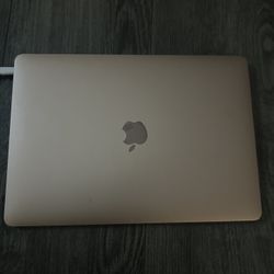 MacBook Air 13” M1 Chip
