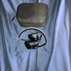 Beats Solo 4