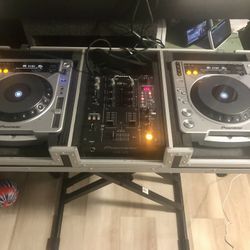 DJ SET UP 2 CDJ-800 MK2 1 DJM 400