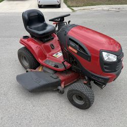 Craftsman YT4000 Lawn Tractor 24HP - 46” wide