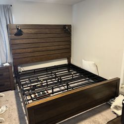 King Size Bed Frame w/ Dimming Lights ( 3 Modes)