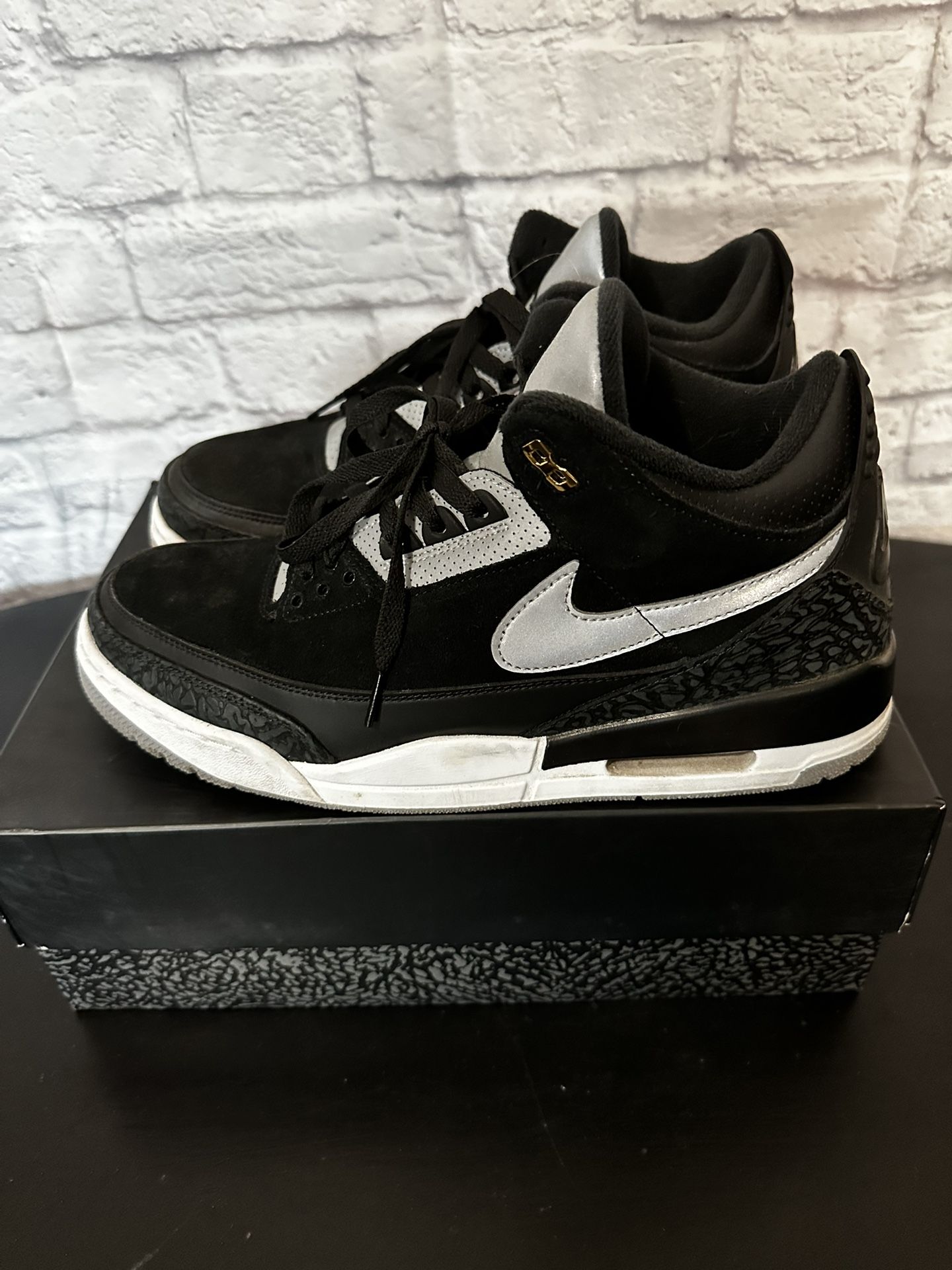 Air Jordan 3 Tinker Black Cement Gold M Size 12