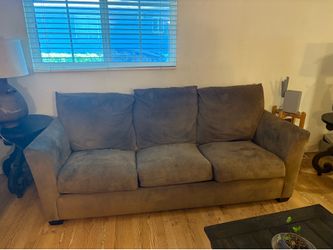 FREE Pull out couch