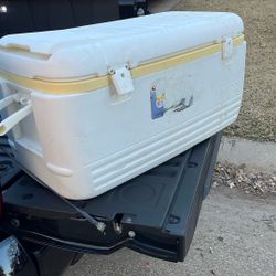 100qt Igloo Cooler