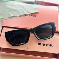 Sunglasses miu