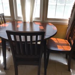 Kitchen Table With 3 Chairs