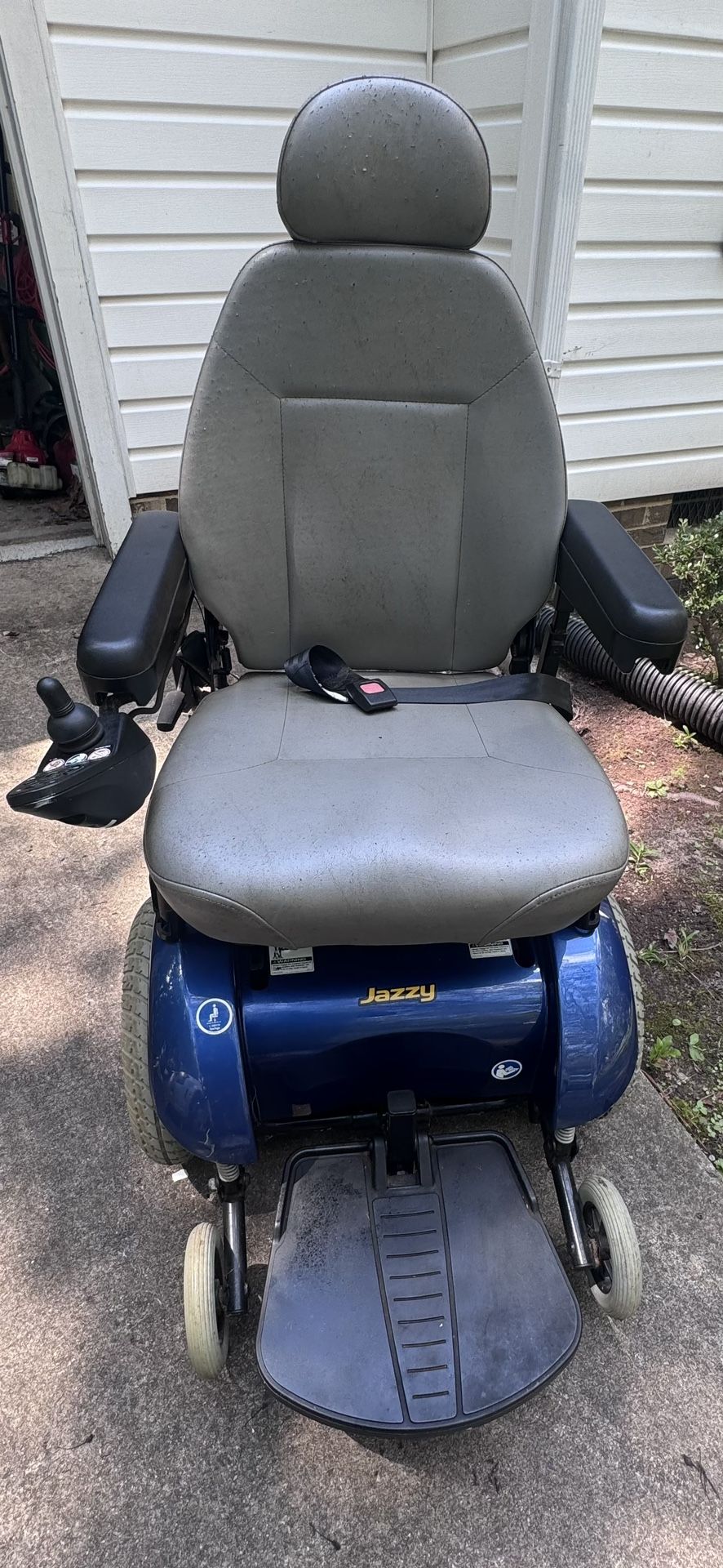 Jazzy Select 14 Mobility Wheelchair