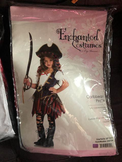 Halloween pirate costume size 3t-4t and 4-6