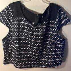 NWT Women’s Plus Size Jessica Simpson Aztec Jacquard Blouse 