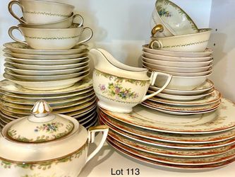 Vintage Rose Pattern Japan (Noritake)  77 Pece Fine China Dinnerware Set