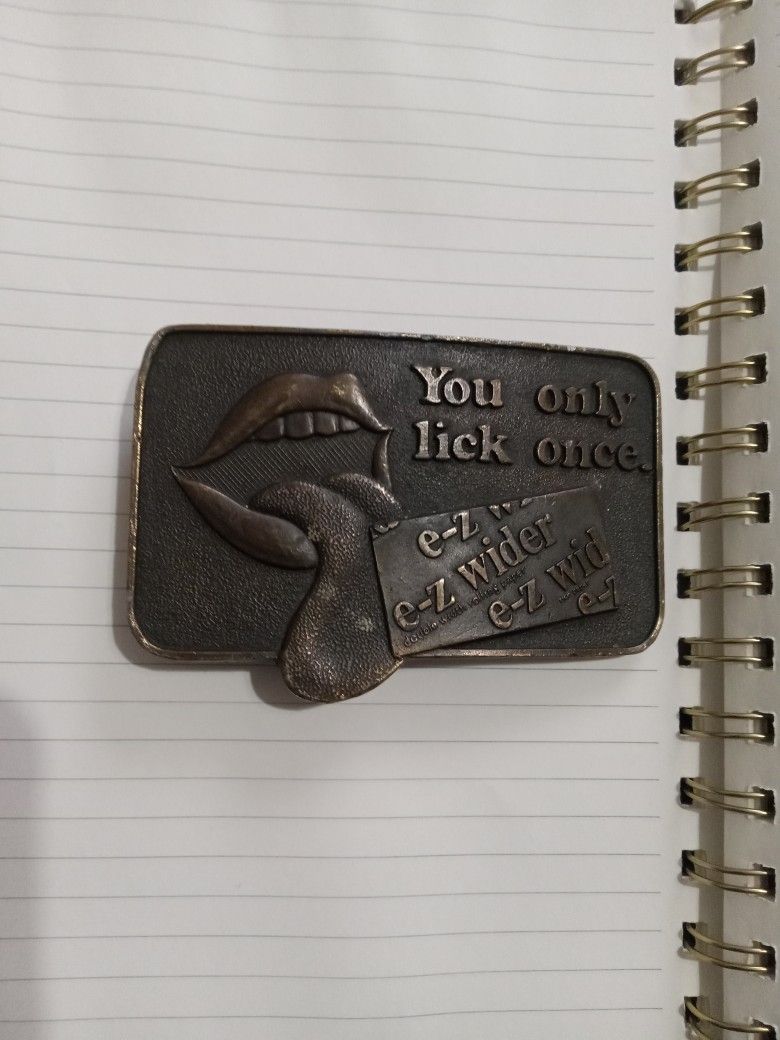 1970s Vintage Z Wider Rolling Paper Buckle