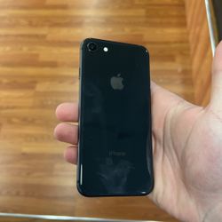 iPhone 8 64Gb Factory Unlock  Used 