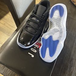 Air Jordan 11 Low Space Jam 