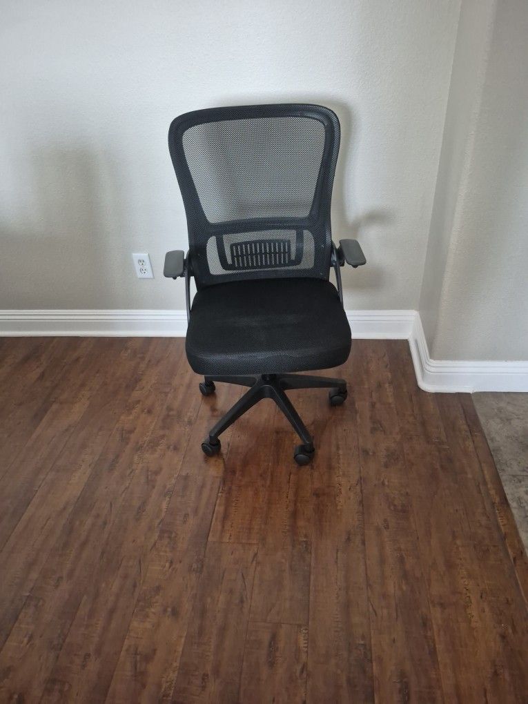 New Black Office Chair $25