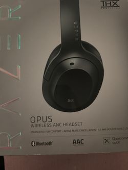 RAZER OPUS headphones