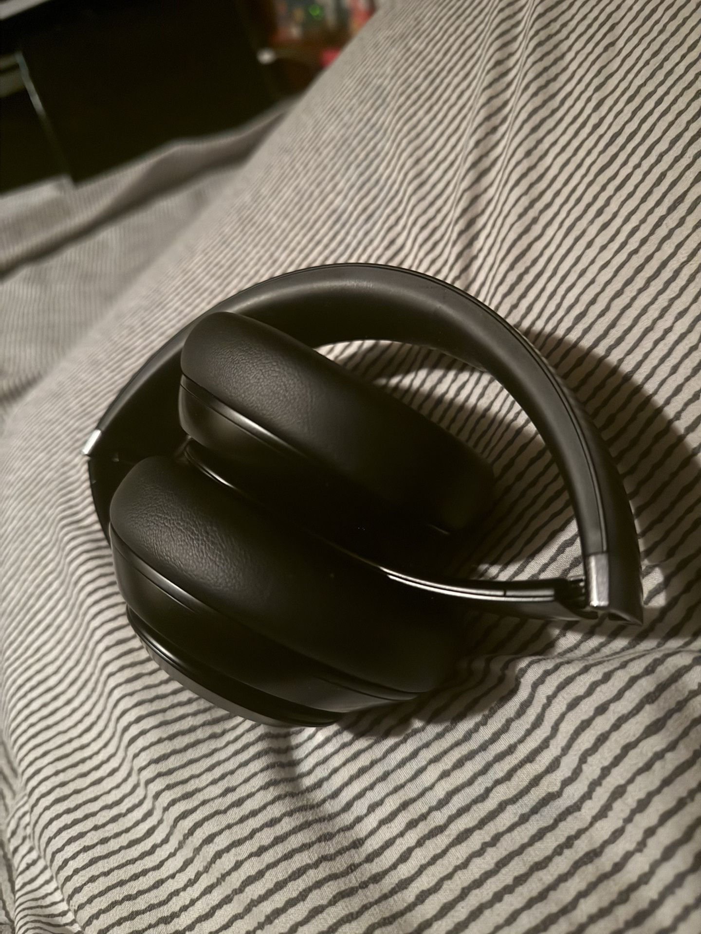 Studio Beats Pro