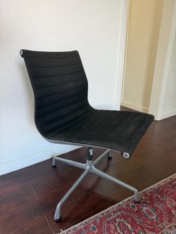 Office Chair - Vintage Herman Miller Eames