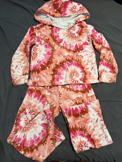 Size 5/6 Girl soft warm outfit set