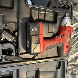 GREATNECK  24 VOLT, 1/2" DRIVE IMPACT, WITH CHARGER AND CASE