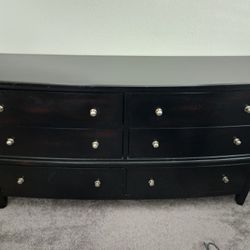 Bedroom Dresser And Side Tables