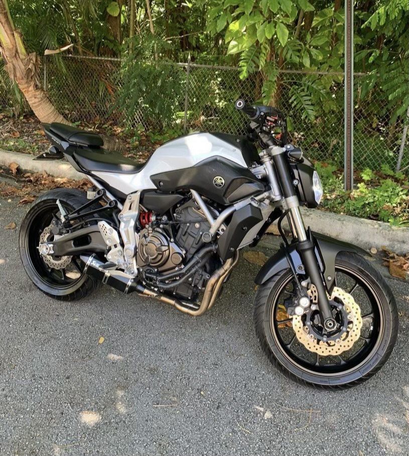 2015 yamaha fz07