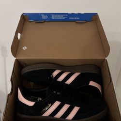 Adidas handball Spezial Black Icy Pink Size 7W