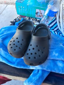 Crocs size 11c $10