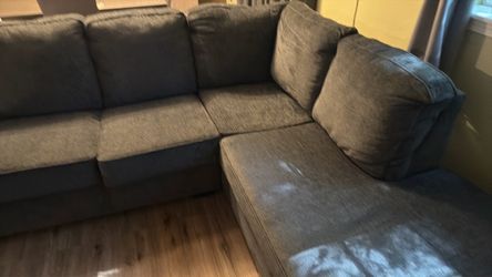 Altari 2-Piece Sectional with Chaise
