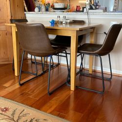 4 Dinning Room Chairs