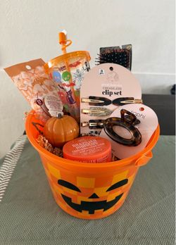 Boo basket