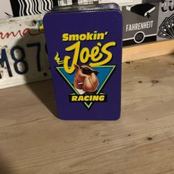 Vintage Pristine Tin Of Smoking joes Racing Matches