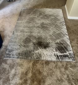 Beautiful Area Rug (Grey, Black, White) 5’3”x7’7”