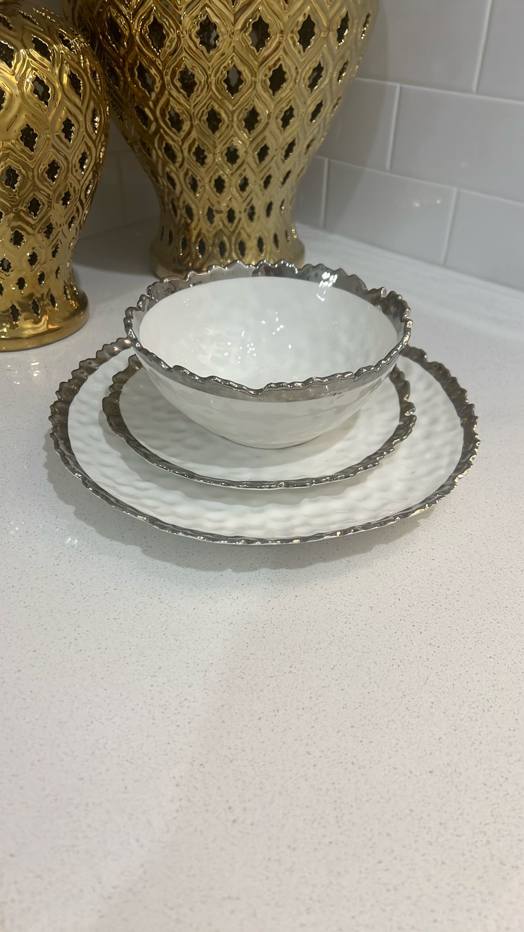Dinnerware Set