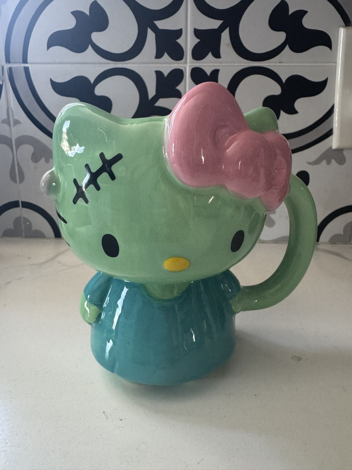Hello Kitty Halloween Frankenstein Mug
