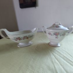 Homer Laughlin sugar bowl & gravy bowl