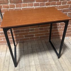 Small Table/desk 