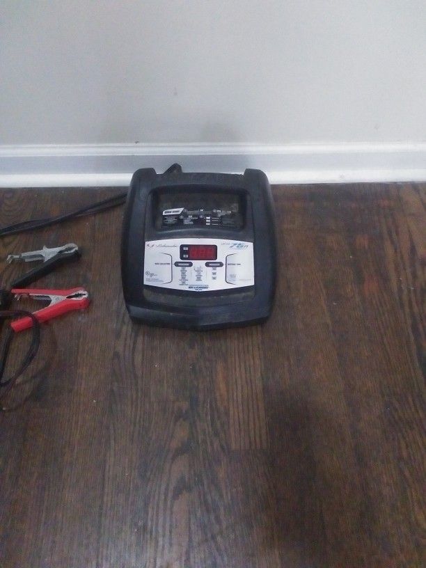 Schumacher Battery Charger