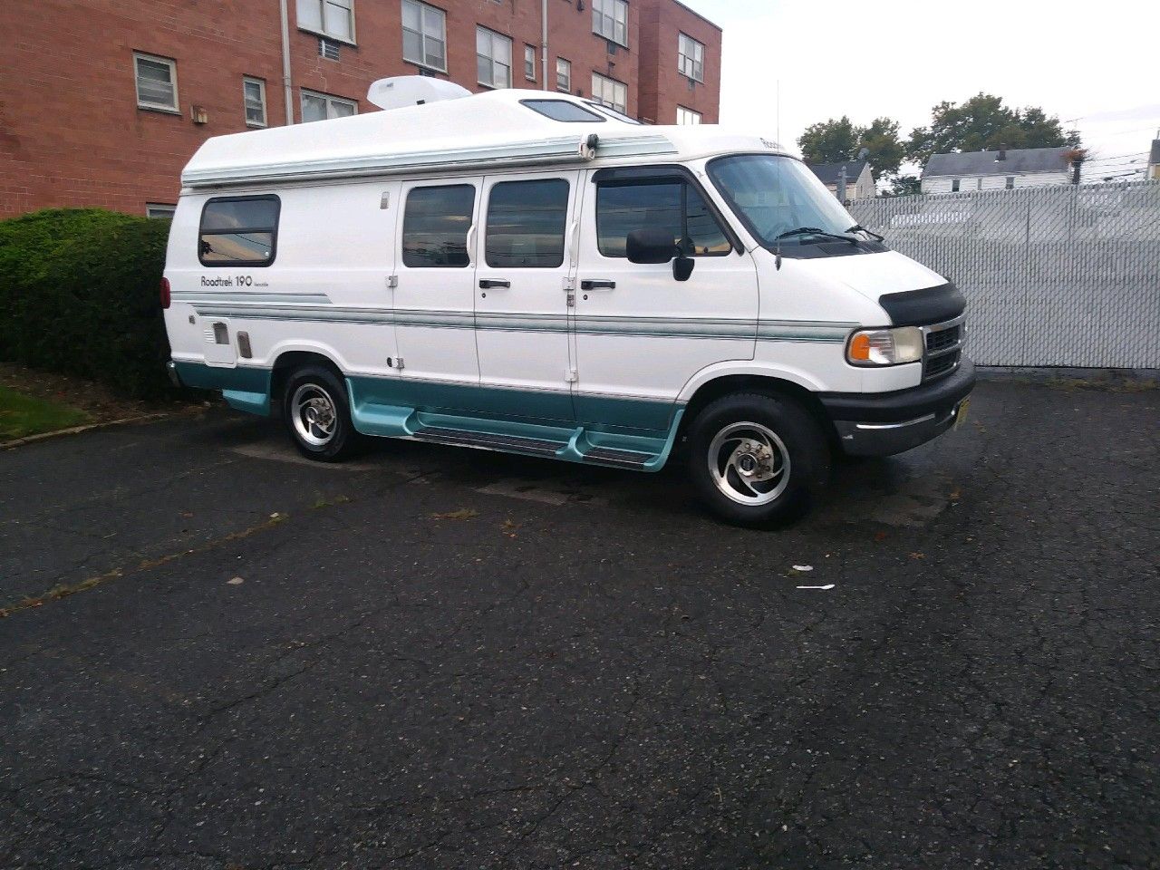 1997 Roadtrek 190 model van camper