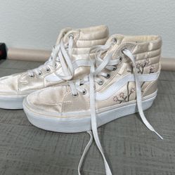 Vans High Tops - Women’s Size 7