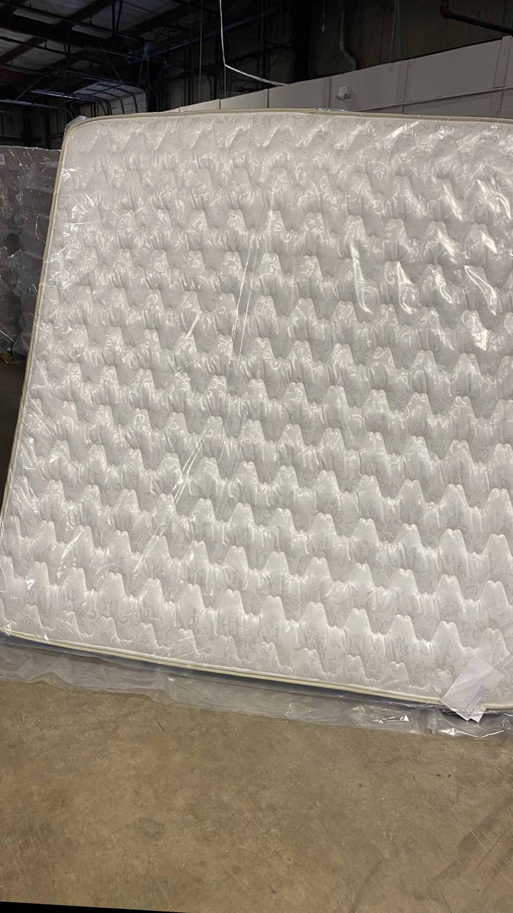 Mattress liquidation sale Z2IZ