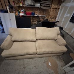 Like New Sofa 