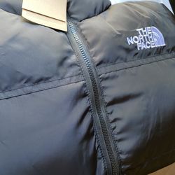 NORTH FACE PUFFER JACKET