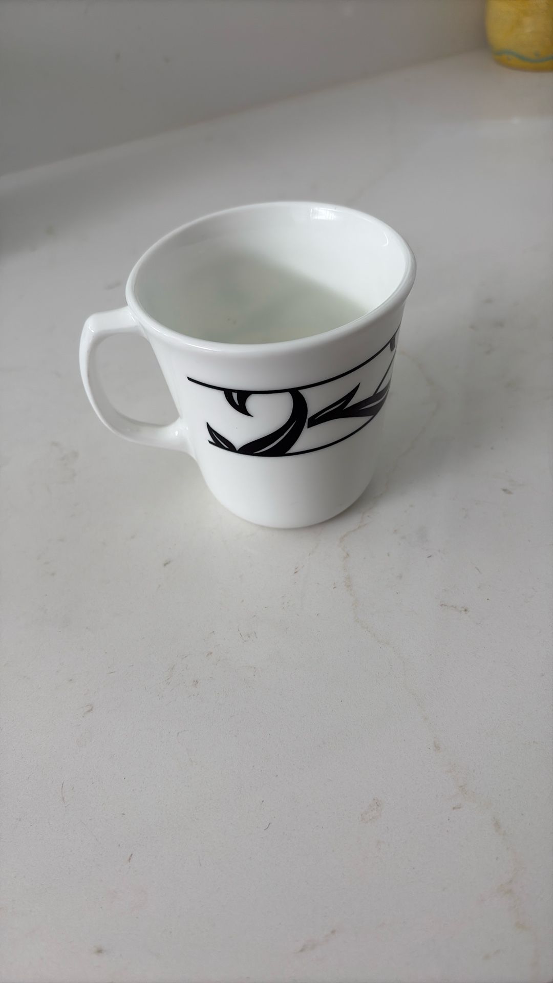 Corelle Lyrics Black/white Coffee Cup